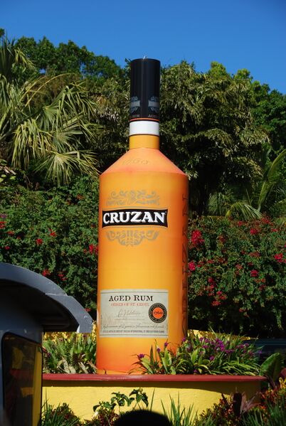 ملف:Cruzan Rum.jpg