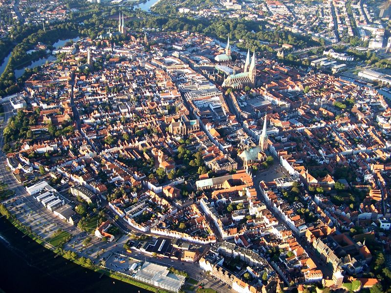 ملف:Lubeck panorama.JPG