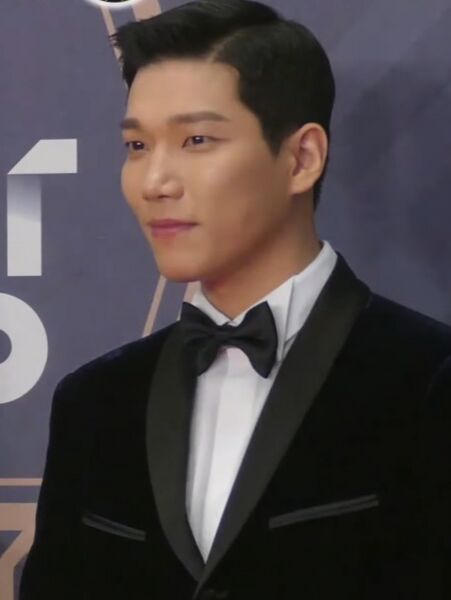 ملف:김경남 배우.jpg