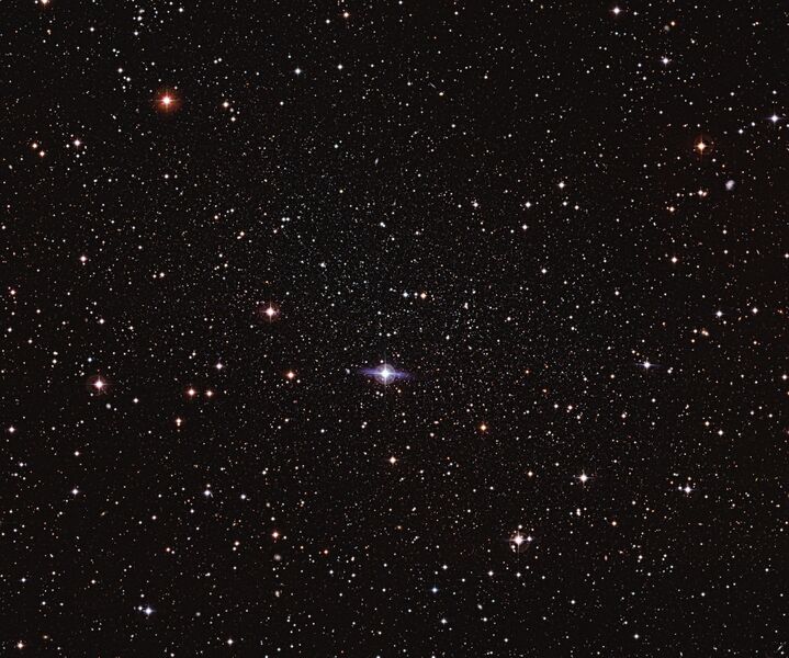 ملف:Carina Dwarf Galaxy.jpg
