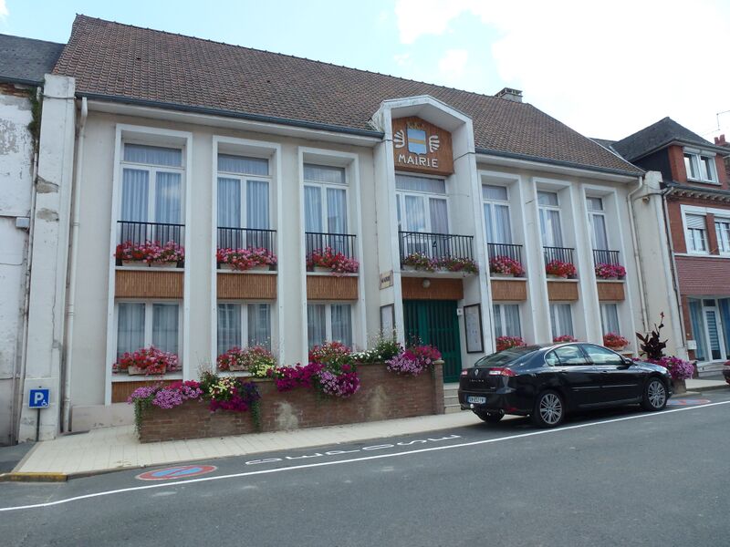 ملف:Fauquembergues (Pas-de-Calais, Fr) mairie.JPG