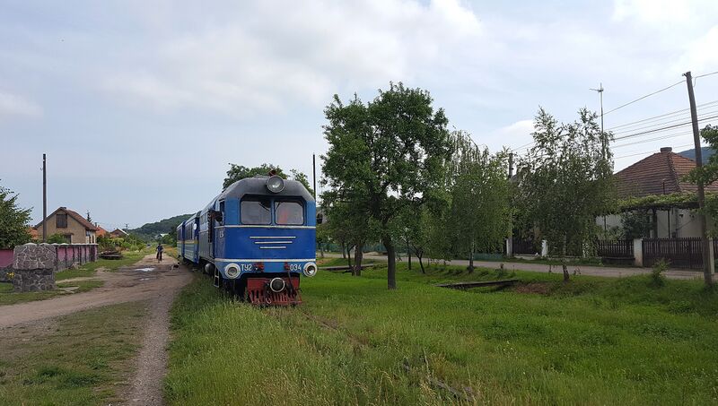ملف:Shalanky train stop.jpg