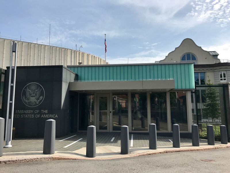 ملف:Yhdysvaltain Helsingin-suurlähetystö.jpg