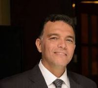 هشام عرفات.jpg