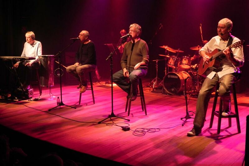 ملف:MPB4 Curitiba.JPG