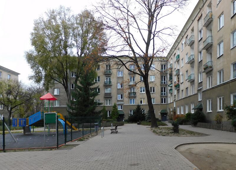 ملف:Podwórko rokosowska 7.jpg