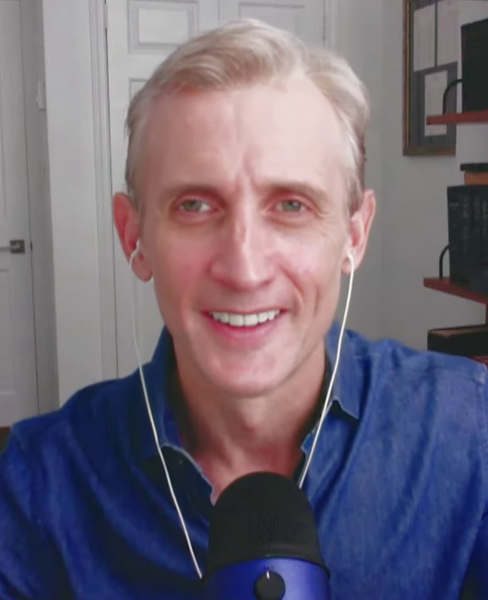 ملف:Dan Abrams.png
