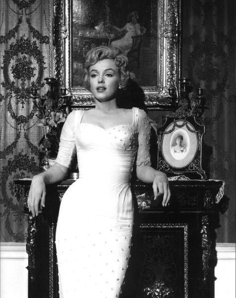 ملف:Marilyn Monroe, The Prince and the Showgirl, 1.jpg