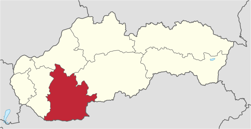 ملف:Nitriansky kraj in Slovakia.svg