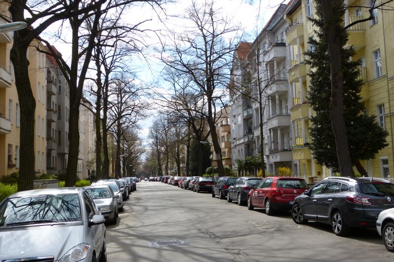 ملف:120408-Steglitz-Rothenburgstraße.JPG