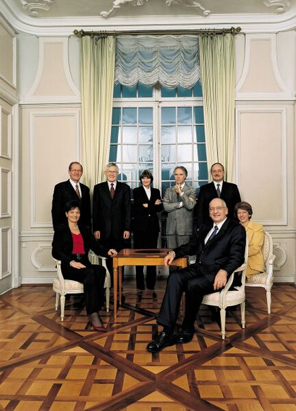 ملف:Bundesrat der Schweiz 2003.jpg