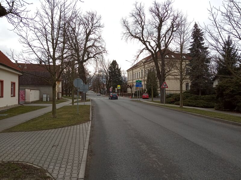 ملف:Cestlice Na navsi.jpg