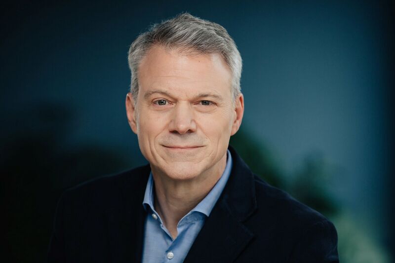 ملف:Chris Mattheisen Microsoft Hungary.jpg