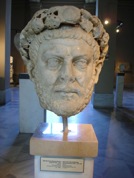 ملف:DSC04500i Istanbul - Museo archeol. - Diocleziano (284-205 d.C.) - Foto G. Dall'Orto 28-5-2006.jpg