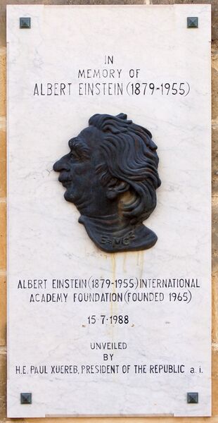 ملف:Einstein-barrakka.JPG