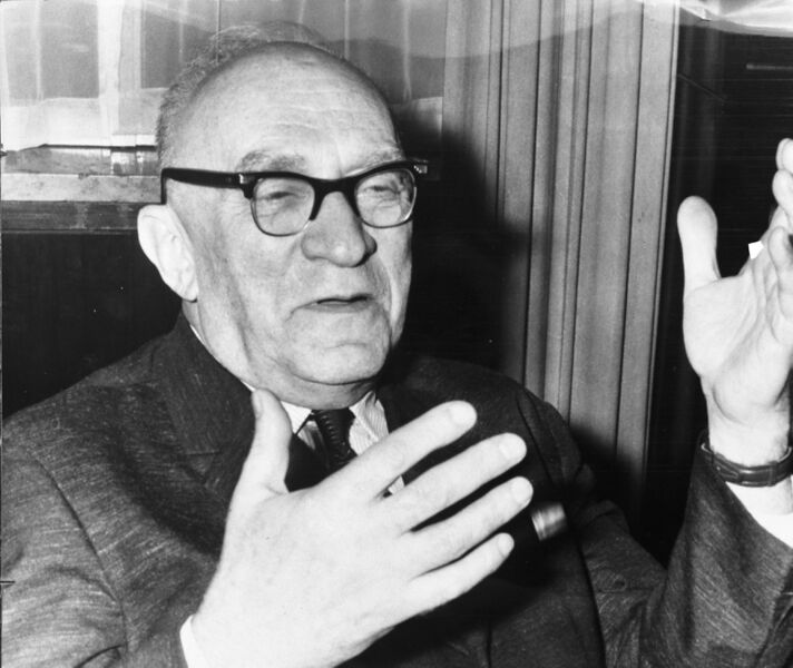 ملف:Evsei Liberman 1967.jpg