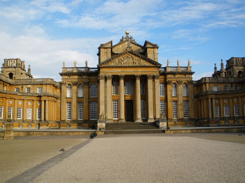 ملف:Blenheim Palace 6-2008 4.jpg