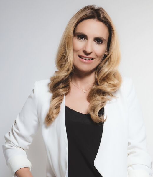 ملف:Cecile Reinaud.jpg