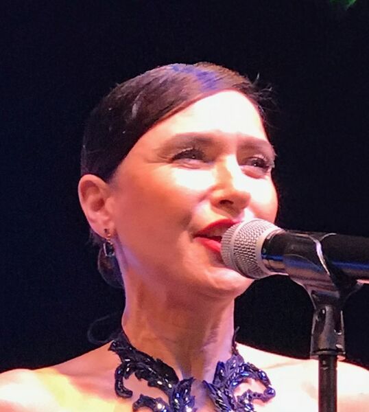 ملف:Şevval Sam 08 (cropped).jpg