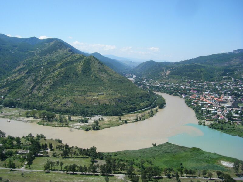 ملف:Aragvi-Mtskheta.jpg