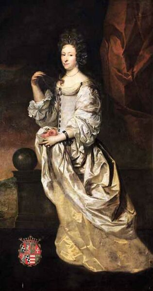 ملف:Karen Mowat.jpg