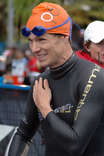 ملف:Simon-whitfield-triathlete.jpg