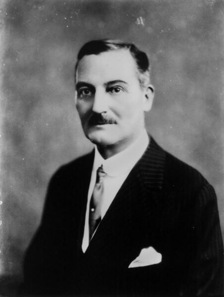 ملف:Sir Leslie Wilson.jpg