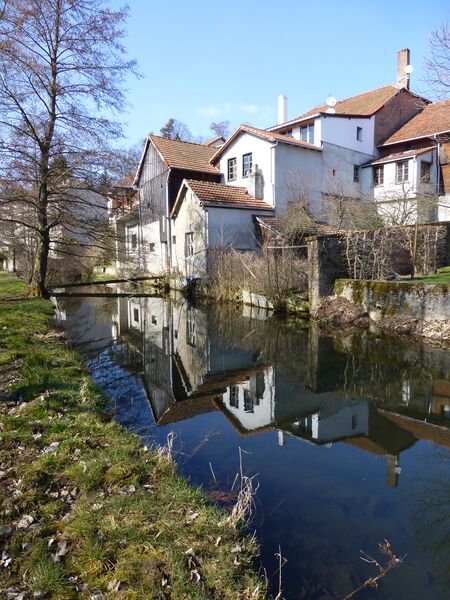 ملف:Abreschviller-Sarre rouge.JPG