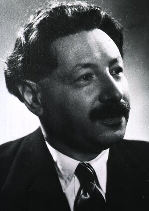 Ernst Boris Chain.jpg