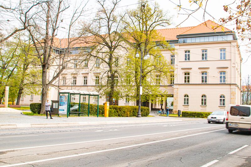 ملف:Krajský úřad Pardubického kraje.jpg