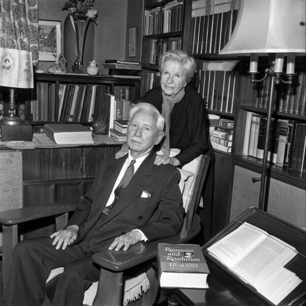 ملف:Ariel and Will Durant.jpg