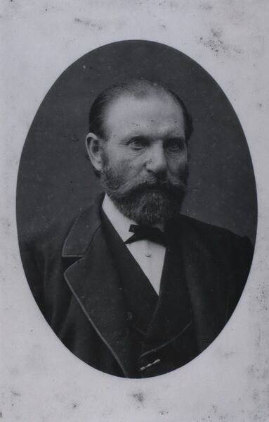 ملف:Hans Christian Møller (1834-1907).jpg