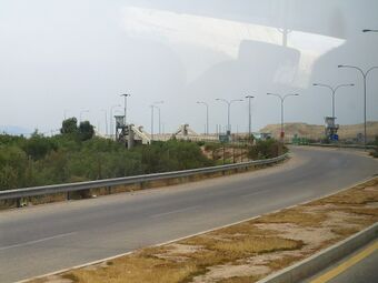 Allenby Bridge(King Hussein Bridge) 2009.jpg