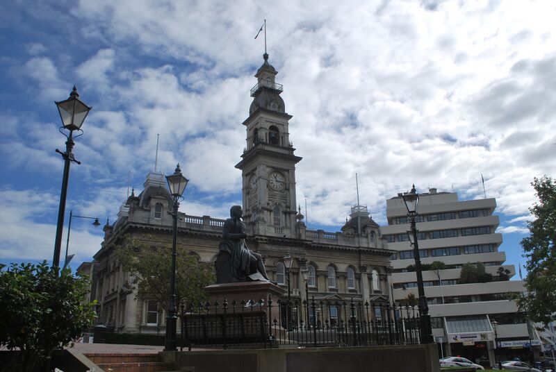 ملف:Dunedin Town Hall 2011.JPG