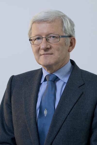 ملف:Marek Ziółkowski Kancelaria Senatu.jpg