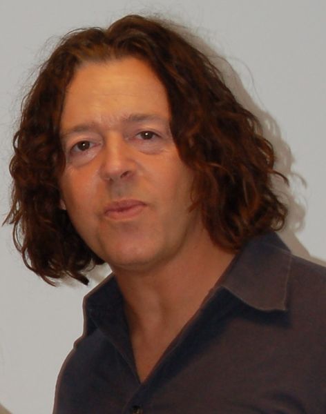 ملف:R orzabal.jpg
