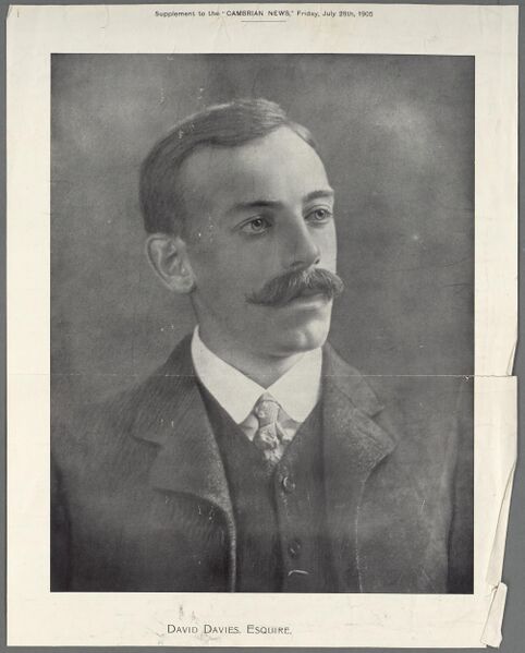 ملف:David Davies, Esquire (5294050).jpg