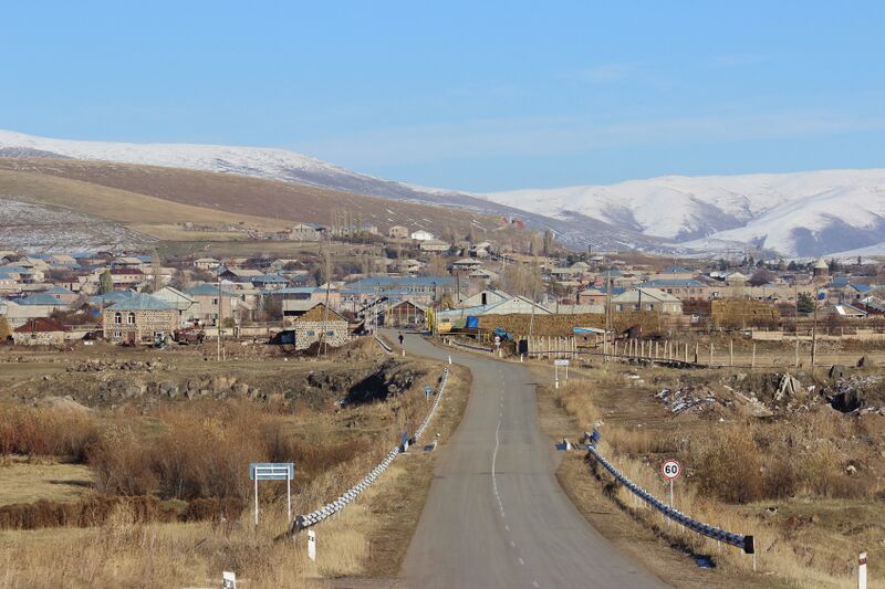 ملف:Ddmashen Village 2.JPG