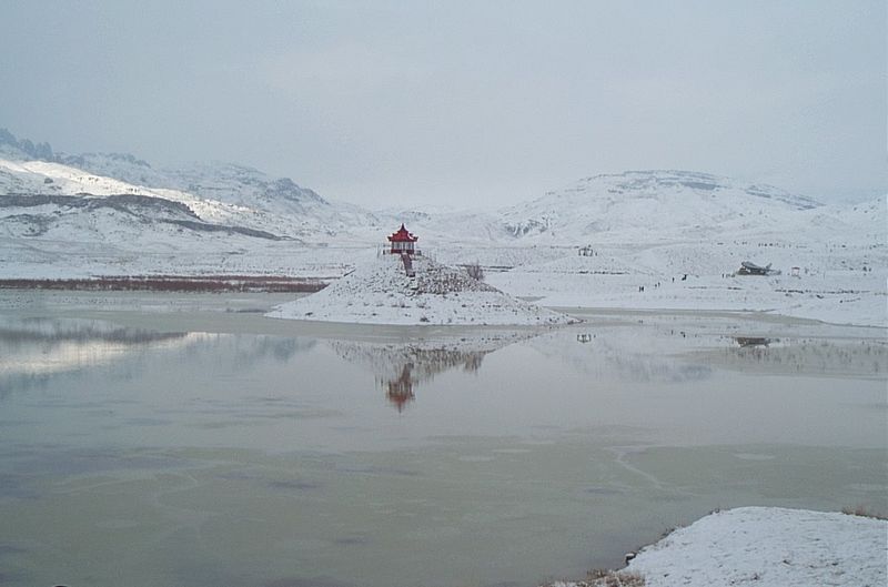 ملف:Hanna Lake, Quetta.JPG