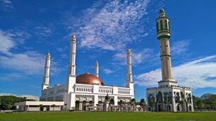 جامع المجاهدين، أكبر مسجد في پونتياناك