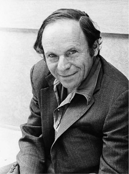 ملف:Philip Morrison (1976).jpg