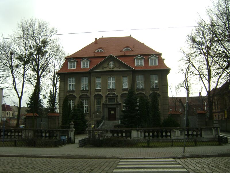 ملف:Grudziadz Library.JPG