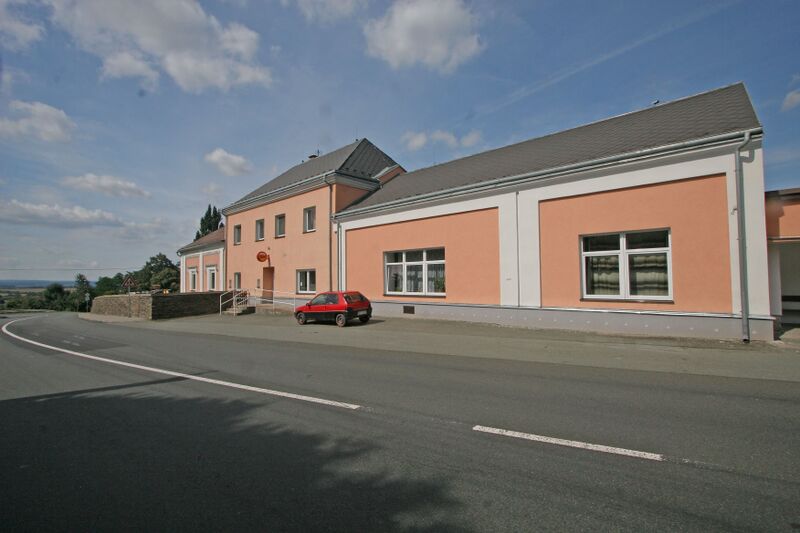 ملف:Podhořany hostinec.JPG