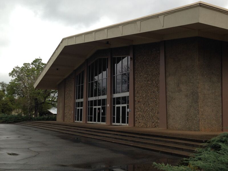 ملف:Shasta College Amphitheatre.JPG