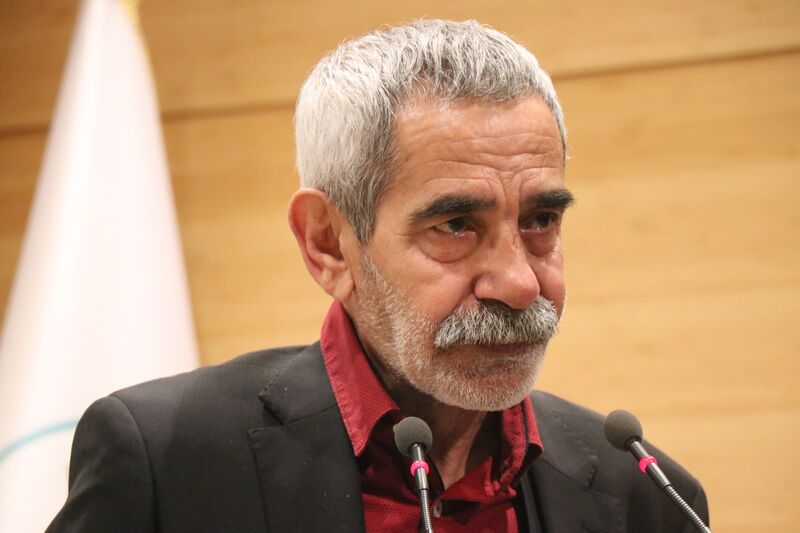 ملف:Turgay Tanülkü.jpg