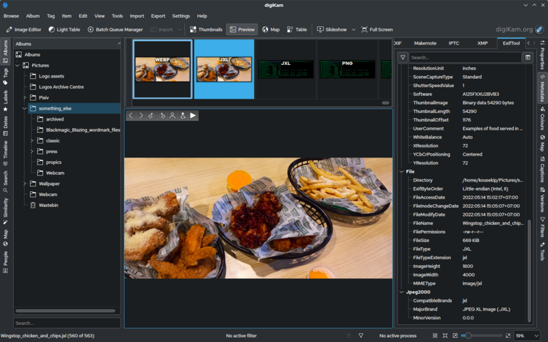 ملف:DigiKam 7.6.0 screenshot.png