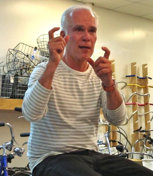 ملف:Gil Garcetti 2010.jpg