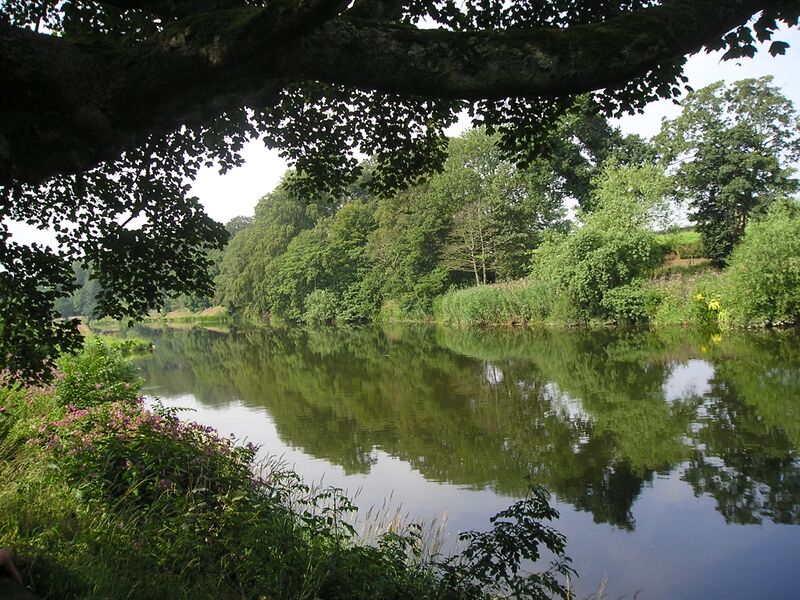 ملف:River Teviot.JPG