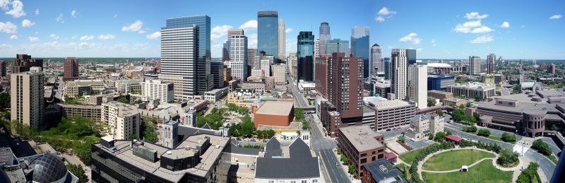 ملف:2008-0712-MPLS-panorama.JPG