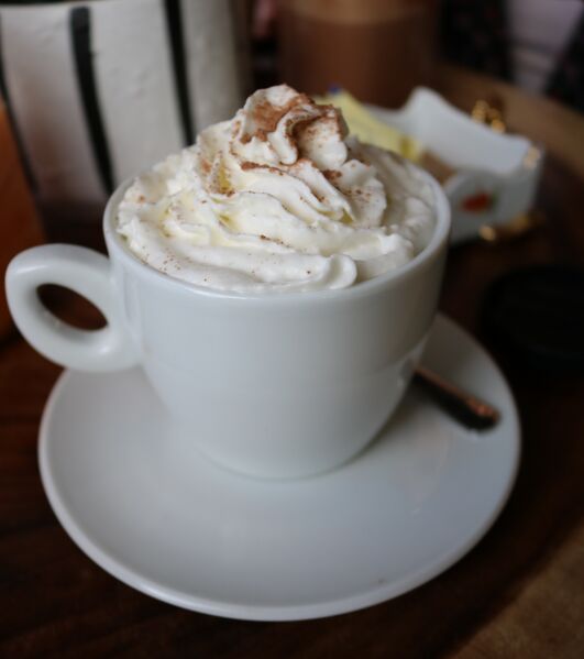 ملف:Caffè con panna.jpg